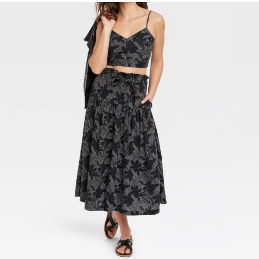 Universal Thread Tie Waist Dark Floral A-Line Linen Button Down Skirt